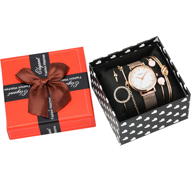 Chic Quartz Watch