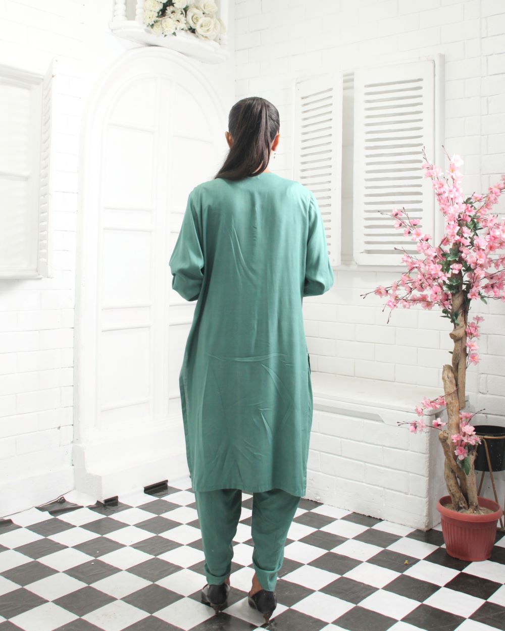 Linen Two-Piece Suit in Turquoise for Women
