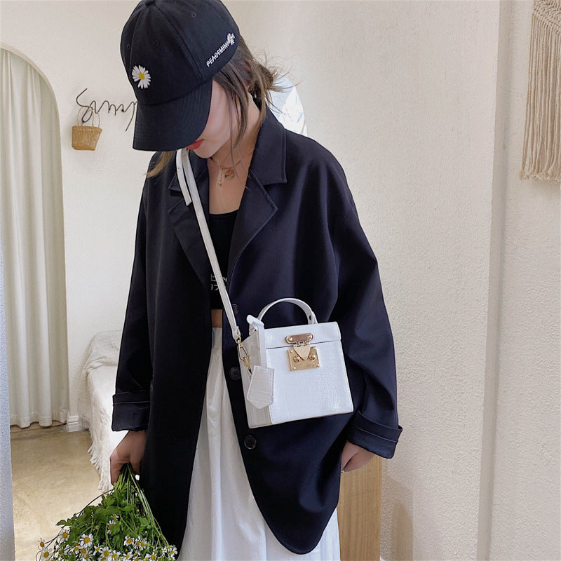 Chic Box Shoulder Bag