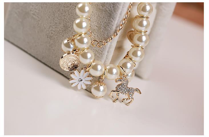 Floral Pearl Bracelet
