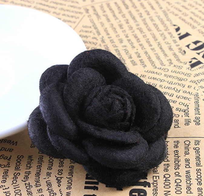 Korean women's Brooch
