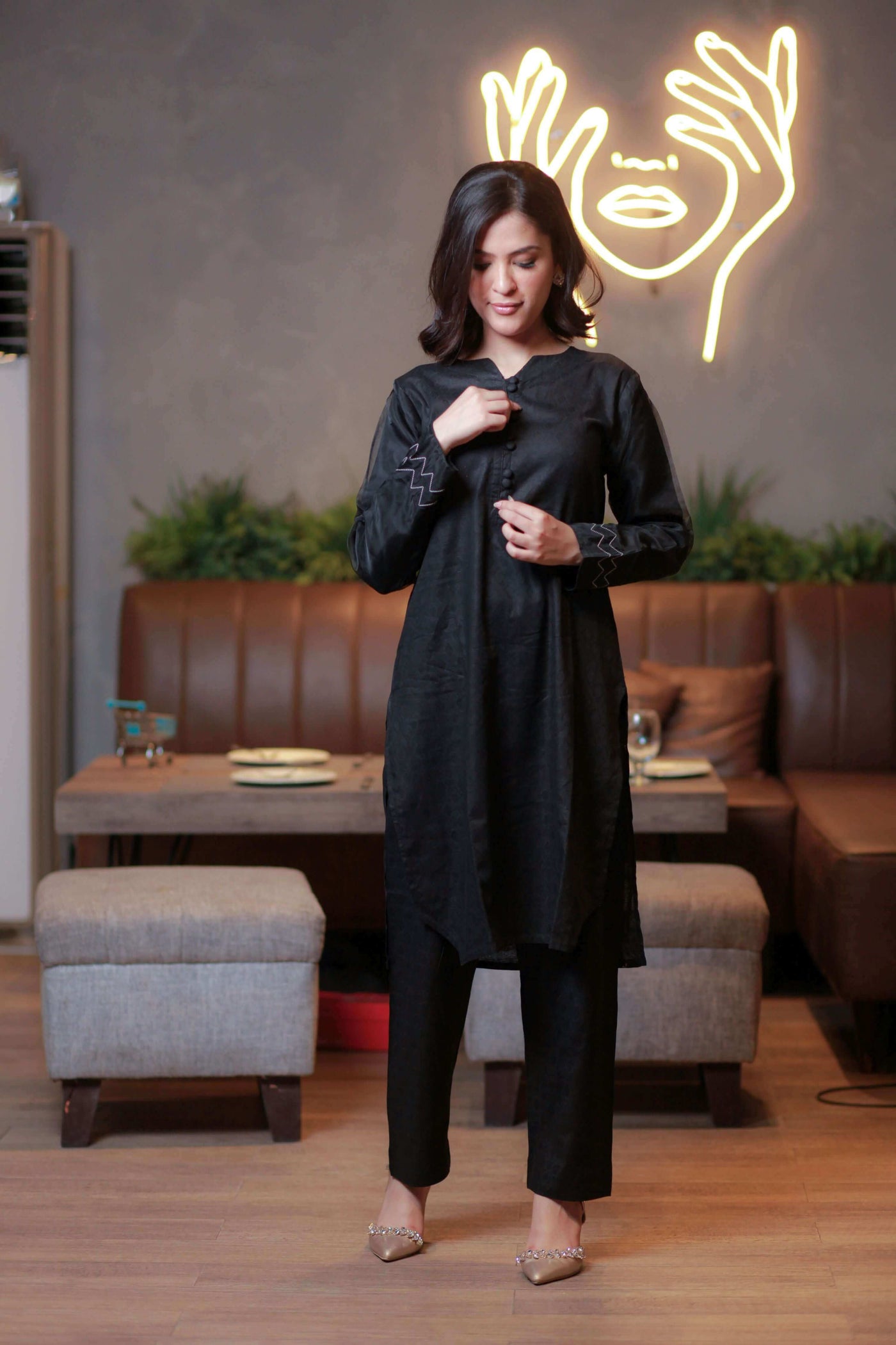 Delicate Organza Sleeve Dobi Top