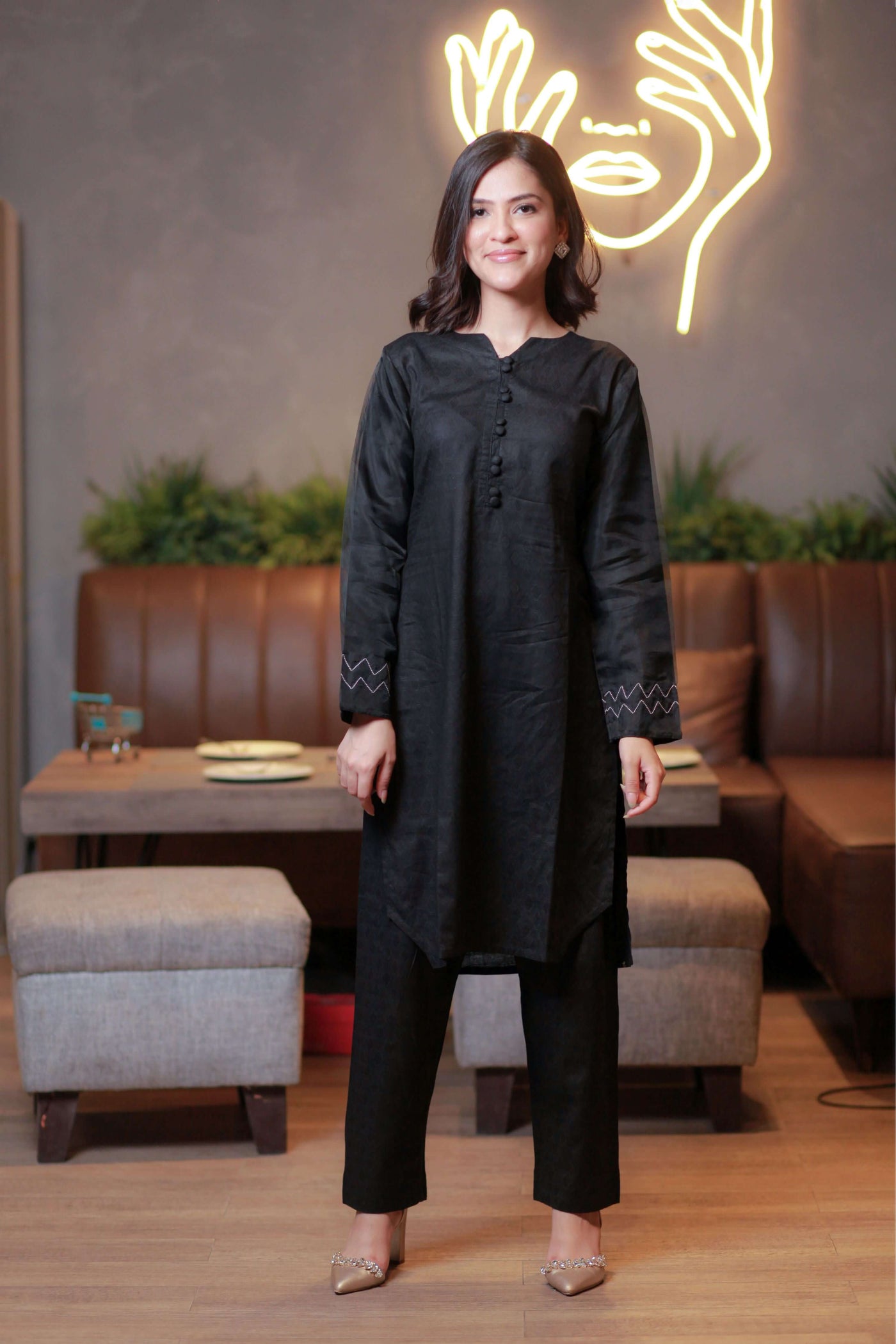 Delicate Organza Sleeve Dobi Top